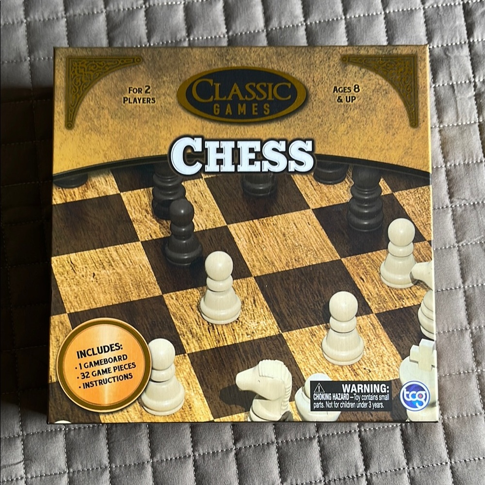 Chess Game. New.